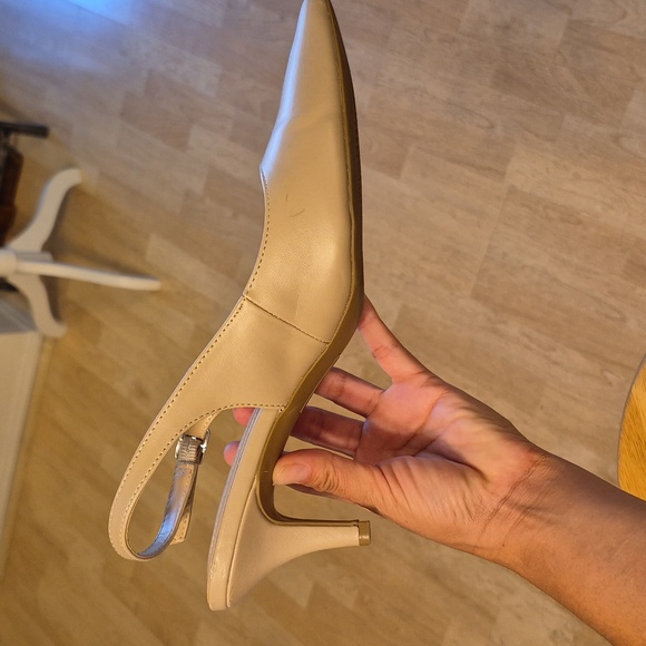 Alfani Tan Cream Pointy Toe Heel Strap Short Pumps BABBSY - Picture 5 of 14